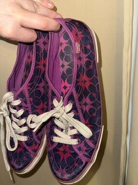 COACH Women’s Purple Signature Print Lace-Up Sneakers size 10